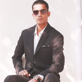 Vivek Saxena