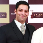 Vizeh Mukadam