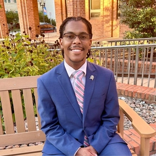 Warren Harvey Jr.