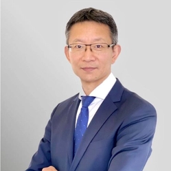 Yanpeng Zhang