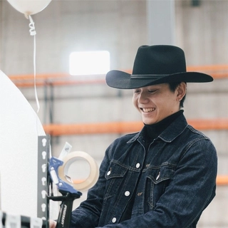 Yixuan Wang