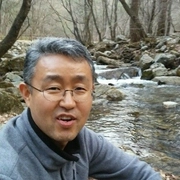 Yong Jae Kim