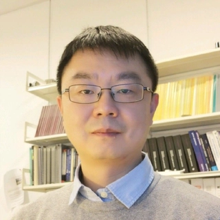 Ziwei Ouyang